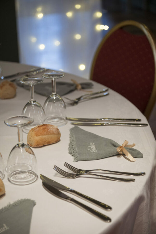 Lavage et pliage des serviettes de table - Spécial évènement