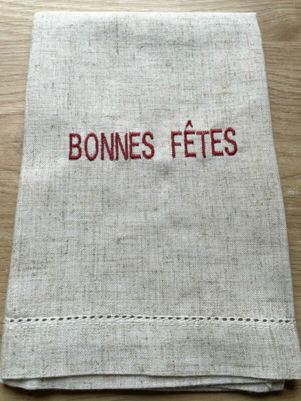 Serviette de table brodée