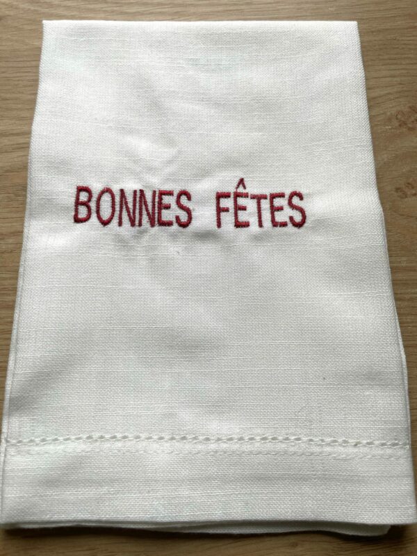 Serviette de table brodée